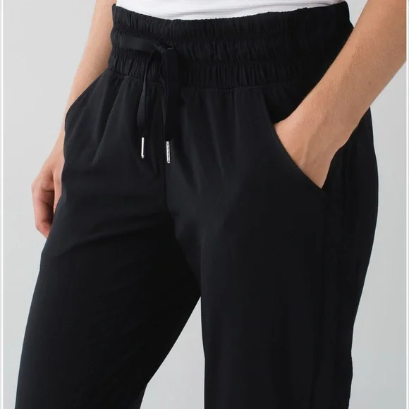 Lululemon Tearaway Pant Black size 4 - Picture 4 of 12